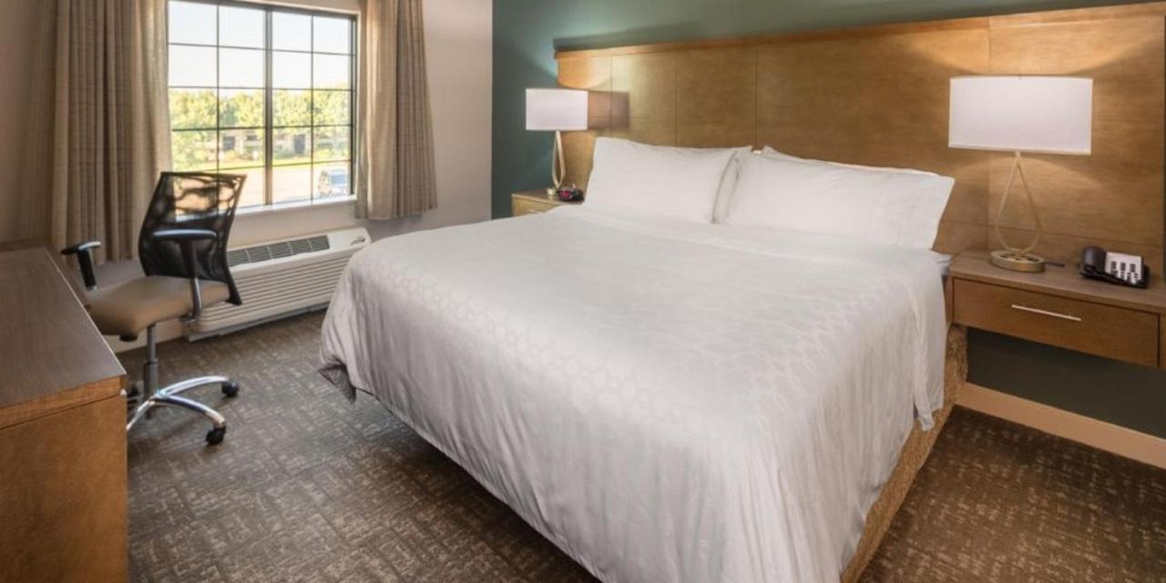 Staybridge Houston East - By Ihg Hotel
