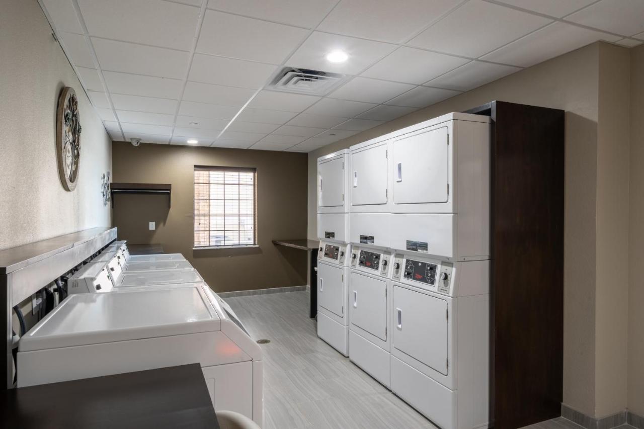 Staybridge Houston East - By Ihg Hotel