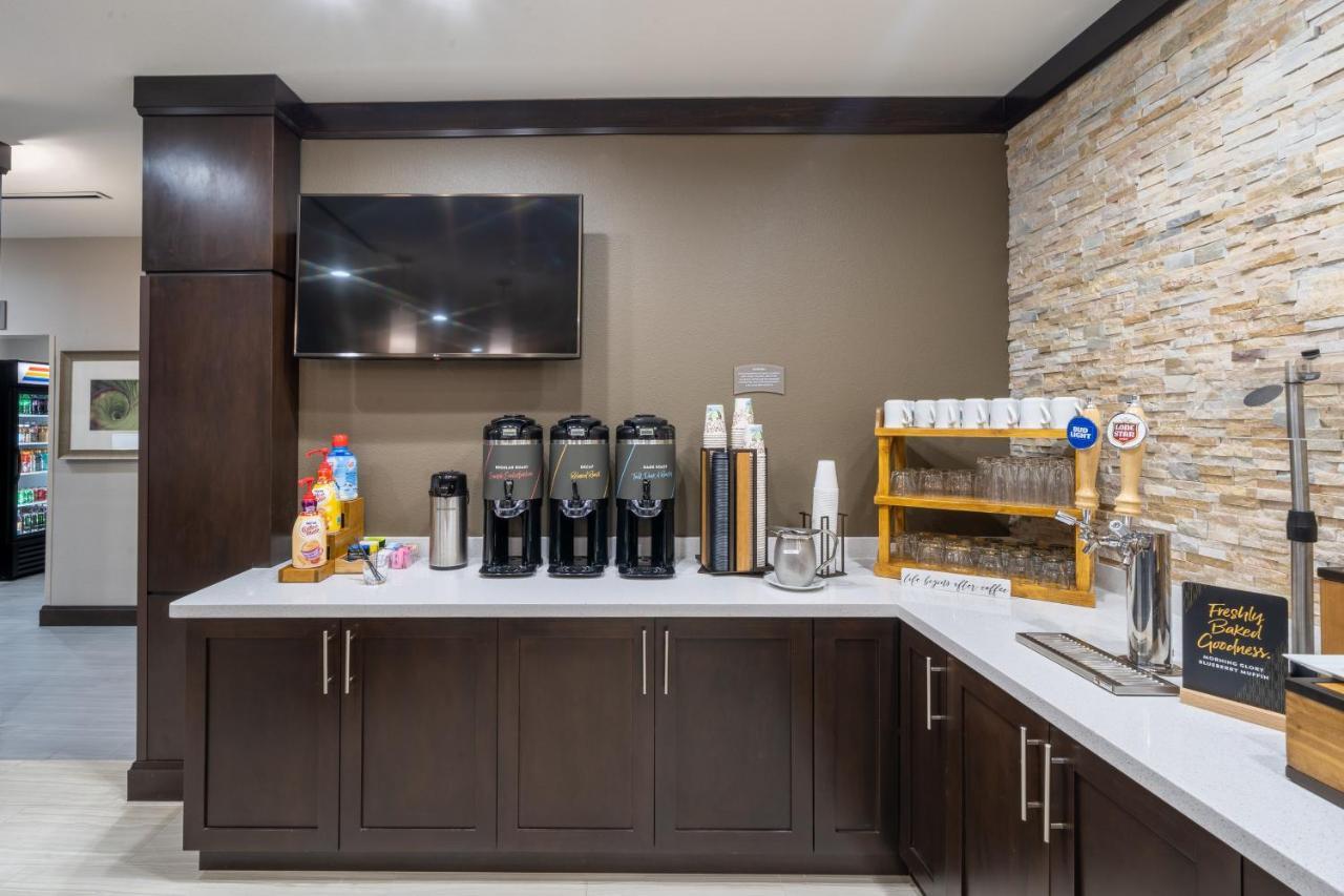 Hotel Staybridge Houston East - By Ihg
