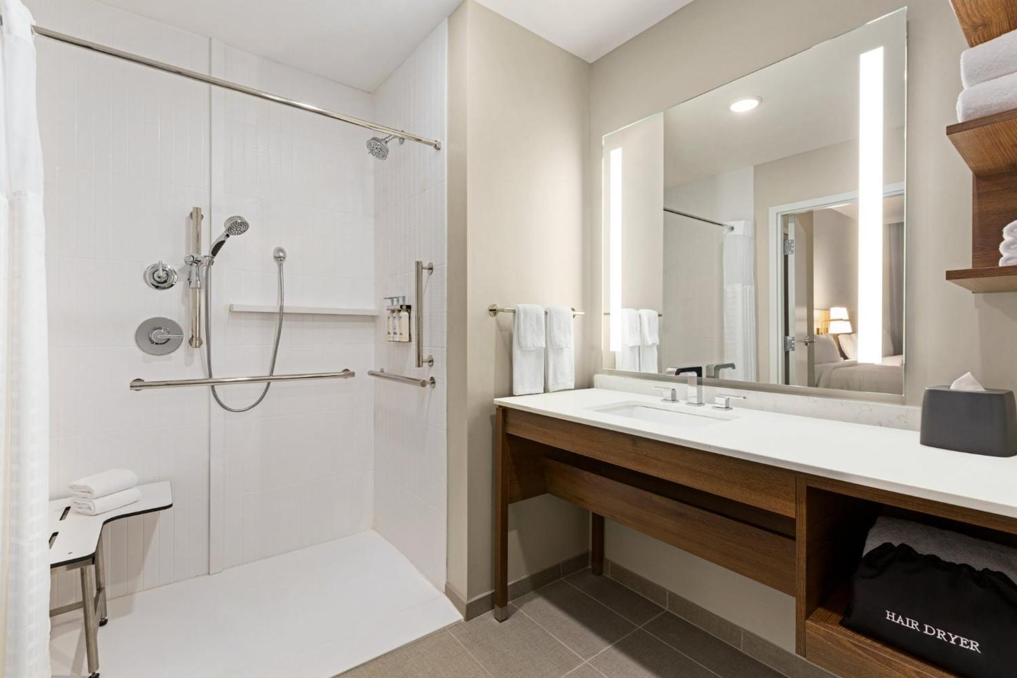 Staybridge Houston East - By Ihg Hotel
