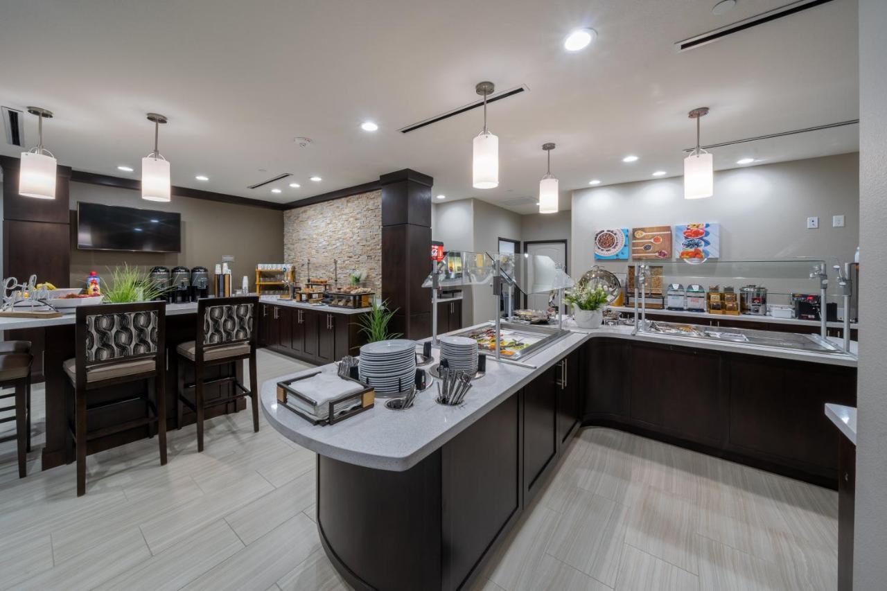 Hotel Staybridge Houston East - By Ihg 3*