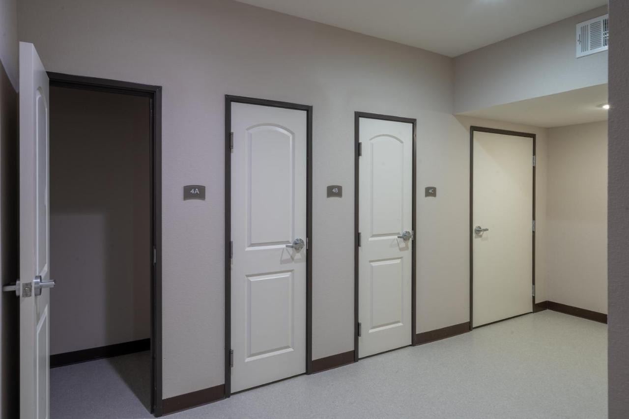 Staybridge Houston East - By Ihg